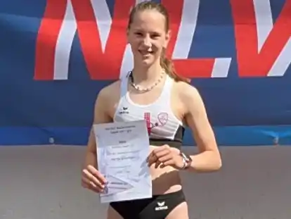 Stolze Siegerin: Nortje Dickebohm sicherte sich den U-20-Landestitel und das Ticket zur U-18-DM.