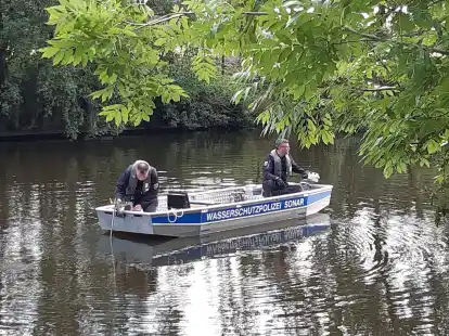 Sucht am Montag noch einmal den Borssumer Kanal und das Fehntjer Tief ab: die Wasserschutzpolizei.