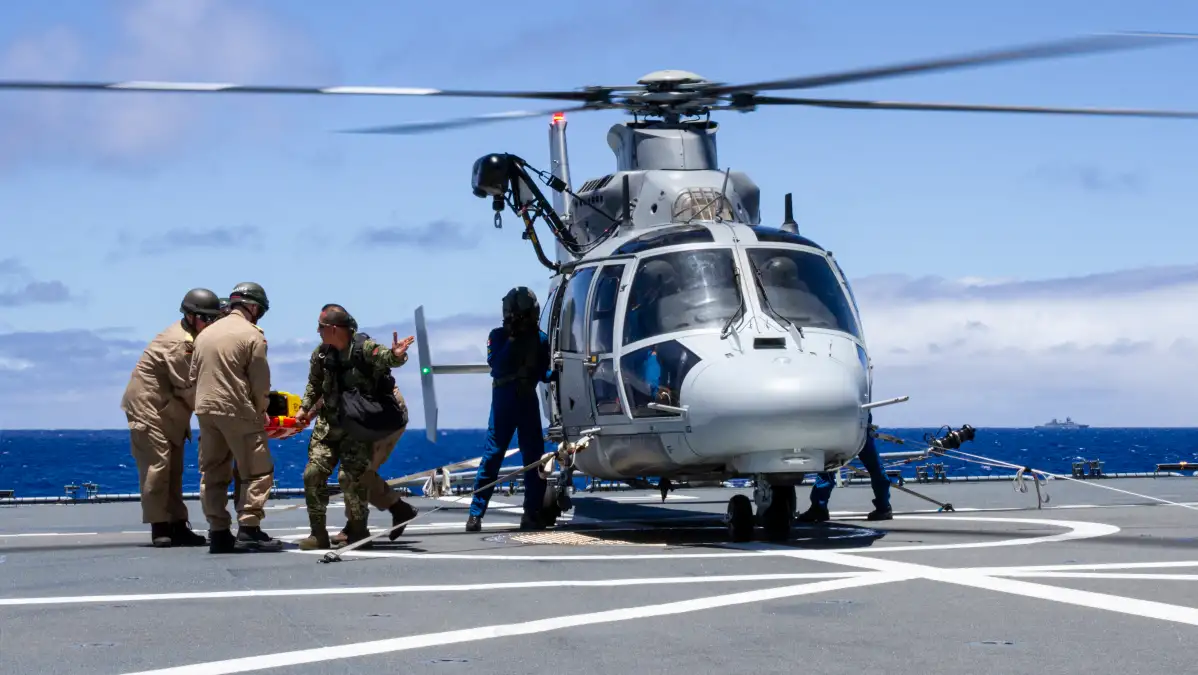 German naval doctors save lives on the high seas