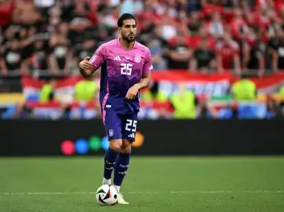 Ex-Nationalspieler Michael Ballack sieht in Emre Can eine Option f&uuml;r die deutsche Abwehr.