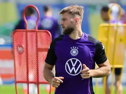 St&uuml;rmer Niclas F&uuml;llkrug warnt vor dem Achtelfinal-Gegner D&auml;nemark.