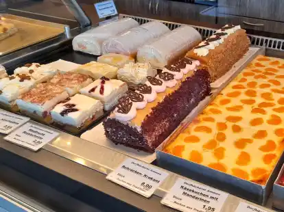 B&auml;ckerei Heiko Ammen und Ehefrau Karin Dunum Esens Backstube Schwarzbrot