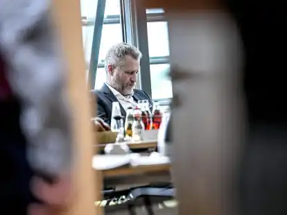 Im Fall Bystron haben Ermittler auch Objekte in Tschechien durchsucht.