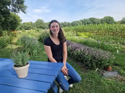 Zum Selbstpflücken: Stefanie Oetjen verkauft ihre „Huder Landblumen“.