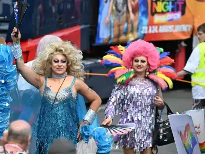 Vielfalt und Toleranz beim Christopher Street Day. (Carmen Jaspersen/dpa)