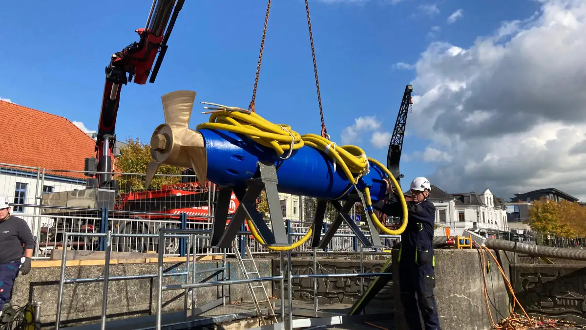Hochwasserschutz in Oldenburg: Sielanlage und Pumpe der Haaren ...
