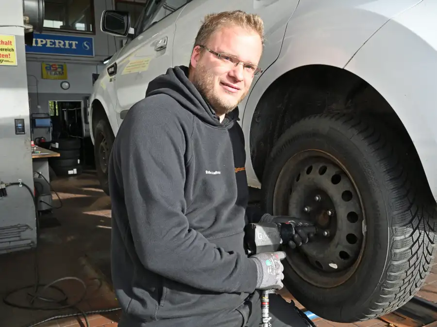 Neue WinterreifenVorschrift in Wilhelmshaven AlpineSymbol jetzt