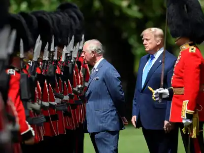Wen K&ouml;nig Charles (l.) trifft, entscheidet die britische Regierung. (Archivbild) (Toby Melville/PA Wire/dpa)