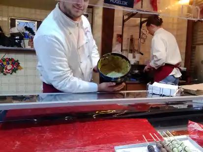 Harry Hansla pr&auml;sentiert die hei&szlig; begehrte Pistaziencreme