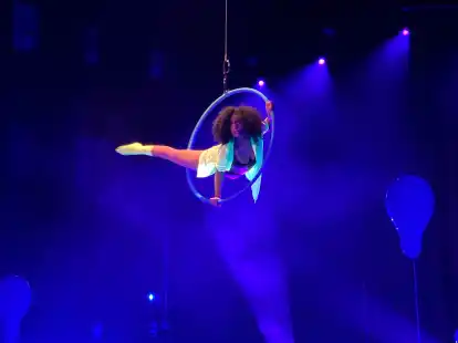 Michelle Clark an den Luftringen.