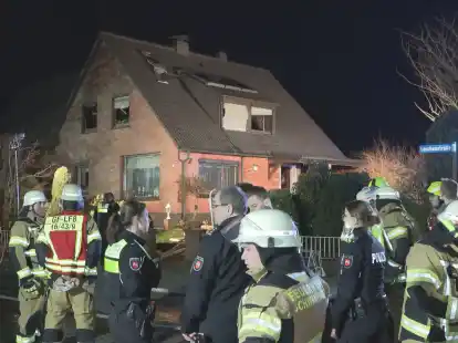 Hammerangriff in Schwanewede: Mann greift Familie an und stirbt in ...