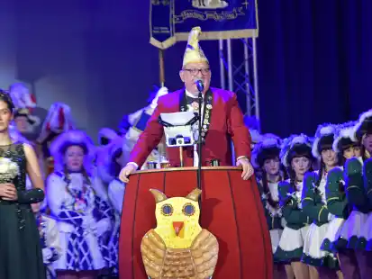 Fasching in Ganderkesee: 1. Büttenabend begeistert mit Retro-Revue und