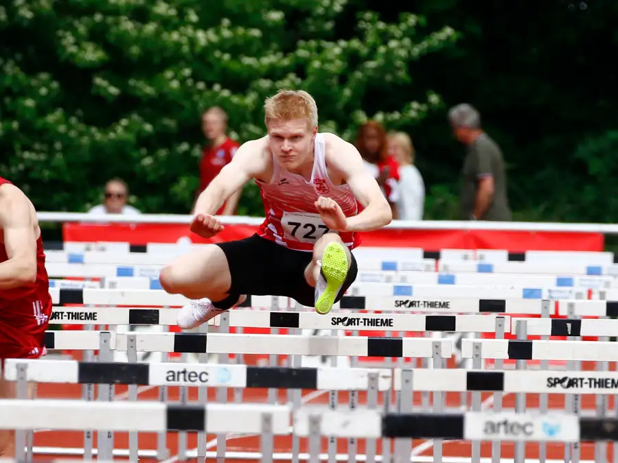 Leichtathletik: Talea und Torben Prepens aus Cloppenburg stehen vor ...