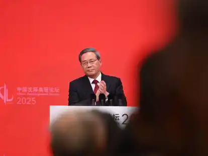 Chinas Ministerpr&auml;sident Li Qiang wirbt f&uuml;r mehr Kooperation.