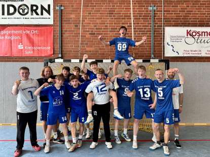 HANDBALL-NACHWUCHS: Jungen sichern Staffelsieg – Mädchen kassieren Niederlagen
