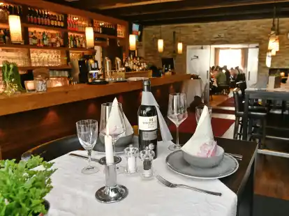 Oldenburg Abendmarktsaison auf dem Waffenplatz startet Gastro