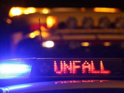 In Weener kollidierten ein Auto und ein Pedelec. Der Pedelec-Fahrer wurde bei dem Unfall leicht verletzt.
