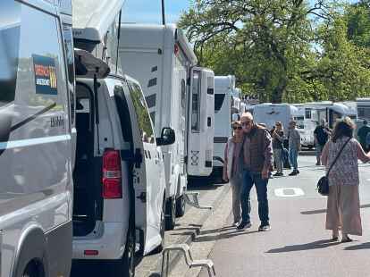Wohnmobile und Wohnwagen satt: Der 15. Sander Caravan-Salon war ein Besuchermagnet.