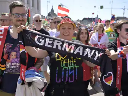 Zehntausende Fans säumten die Straßen in Basel.