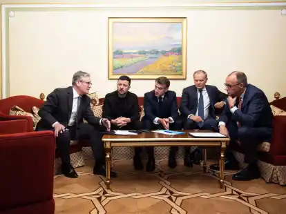 Mit Trump am Telefon: Fünf europäische Staatschefs in Kiew.