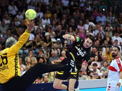 Die deutschen Handballer haben die EM-Qualifikation mit einem Sieg gegen die Türkei erfolgreich abgeschlossen.