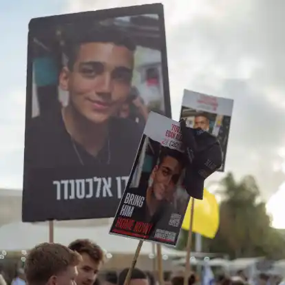 Der Soldat Edan Alexander wurde am 7. Oktober 2023 während des Hamas-Massakers von einem Militärstützpunkt entführt.
