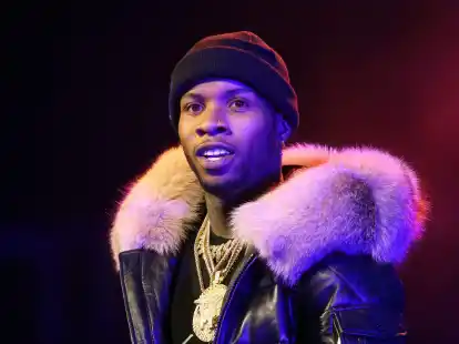 Rapper Tory Lanez verbüßt eine zehnjährige Gefängnisstrafe. (Archivbild)