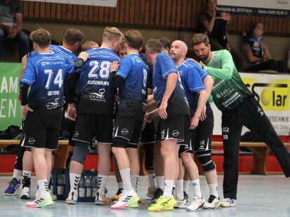 ABSTIEGSKAMPF IN HANDBALL-VERBANDSLIGA: HSG Varel steht vor finalem Fernduell