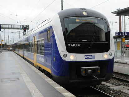 Auch einige Verbindungen der Regio-S-Bahn müssen aufgrund von Arbeiten an der Strecke durch Busse ersetzt werden.