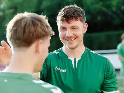 Mit guter Laune zurück in die Erfolgsspur: Julian Kersting soll den VfL Oldenburg wieder in die Oberliga bringen.