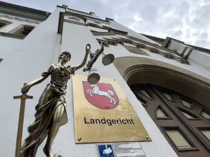Der Prozess gegen einen 32-jährigen Emder am Landgericht Aurich endete mit einer Verurteilung: Mehr als drei Jahre soll der Mann hinter Gitter, weil er mit Dopingmitteln gehandelt haben soll. Der Fall wird jedoch wohl noch in weiteren Instanzen geprüft.