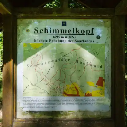 Jahrzehntelang war der Schimmelkopf die höchste natürliche Erhebung des Saarlandes. - bis 2005 neue, präzisere Messungen kamen.