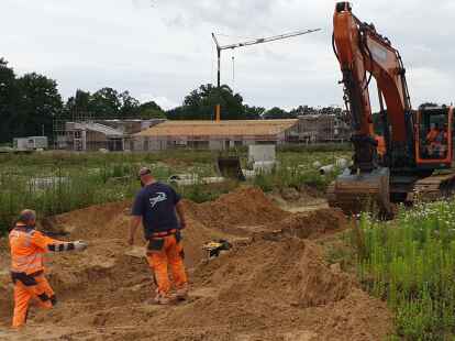Das Baugebiet Krapendorfer Kämpe in Cloppenburg wird derzeit erschlossen. Dort wird es auch  Grundstücke nach dem Erbbaurecht geben. Im Hintergrund ist die im Bau befindliche städtische Kindertagesstätte zu sehen.