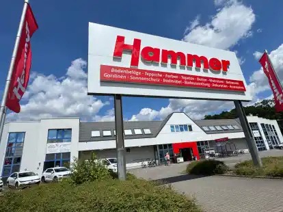 Der Mutterkonzern der Hammer-Einrichtungsmärkte (hier in Delmenhorst) ist in finanzielle Schieflage geraten.