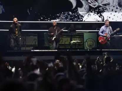 Oasis wieder gemeinsam auf der Bühne.