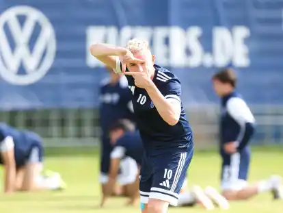 Schnürte im Testspiel gegen Zweitligist SC Paderborn einen Doppelpack für Kickers Emden: Tobias Steffen.