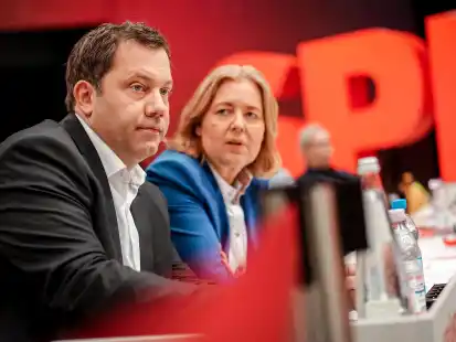 Führungsduo der SPD: die Bundesvorsitzenden Lars Klingbeil und Bärbel Bas, hier beim SPD-Bundesparteitag in Berlin