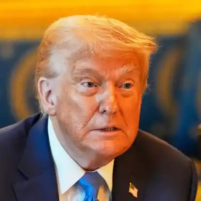 Trump sagt der Ukraine weitere Waffenlieferungen zu.