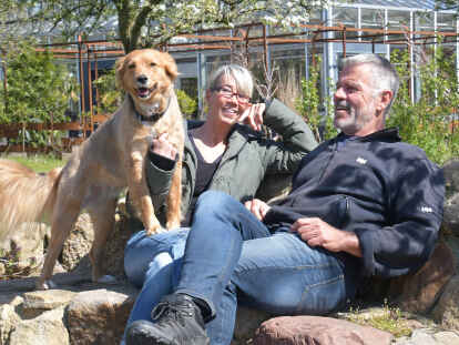 Haben ihren Essgarten samt Orangerie in der Gemeinde Winkelsett verkauft und auf Mallorca neu angefangen: Gisela und Frits Deemter.