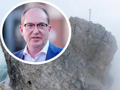 Möchte Asylpolitik lieber in luftigen Höhen austragen statt an Orten, wo die Realität stattfindet: Bundesinnenminister Alexander Dobrindt (CSU).