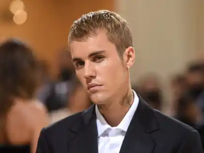 Vier Jahre nach Erscheinen seines letzten Studioalbums hat Popstar Justin Bieber überraschend ein neues Album veröffentlicht. (Archivbild)