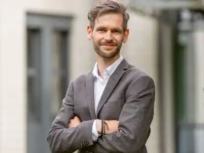Prof. Dr. Jörn Hoppmann ist seit April 2019 Inhaber des Lehrstuhls für Management an der Universität Oldenburg sowie Research Affiliate an der ETH Zürich.