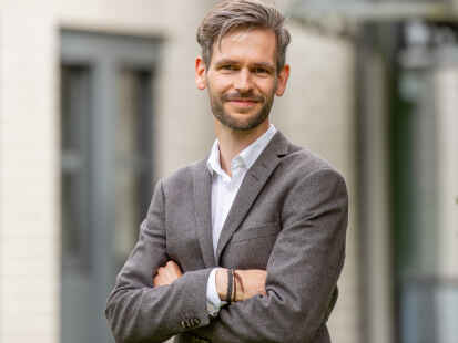 Prof. Dr. Jörn Hoppmann ist seit April 2019 Inhaber des Lehrstuhls für Management an der Universität Oldenburg.