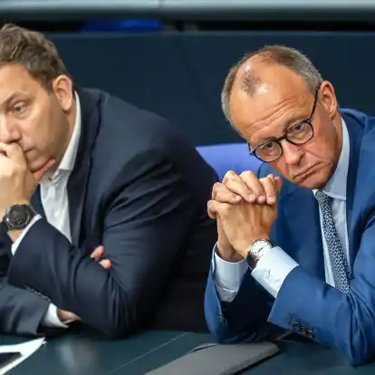 Für die Spitzen der schwarz-roten Koalition ist die Vertagung eine Schlappe.
