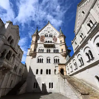 Neuschwanstein lockt unter den Königsschlössern die meisten Besucher. (Archivbild)
