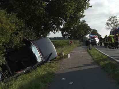 Bei einem Unfall in Moormerland sind sieben Menschen verletzt worden.