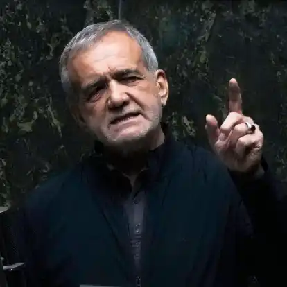 Peseschkian soll im Krieg zwischen dem Iran und Israel am Bein verletzt worden sein. (Archivbild)