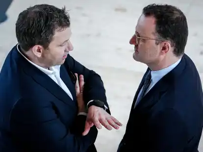 Allerbeste Koalitionäre? Lars Klingbeil (SPD, links), Bundesminister der Finanzen, Vizekanzler und SPD-Bundesvorsitzender, und Jens Spahn (CDU), Vorsitzender der Unions-Fraktion im Bundestag