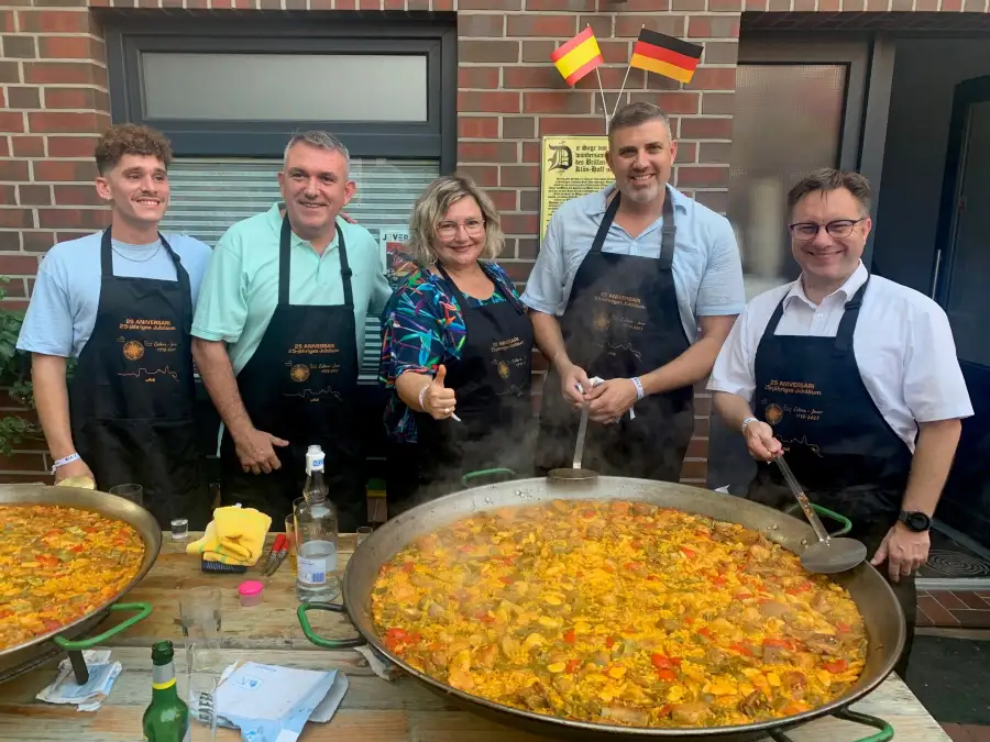 Town twinning Cullera - | Jever: Another Spanish festival with paella at ...