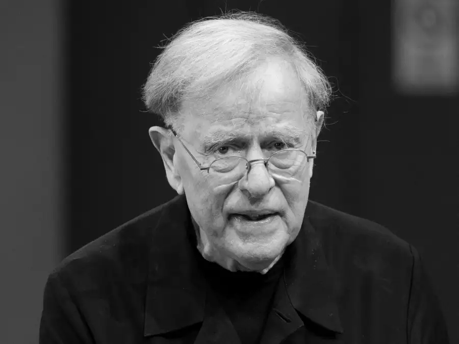 Director dies at 88: Theater legend Claus Peymann is dead